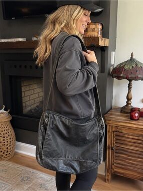 Everyday Black Leather Crossbody Tote - Women
